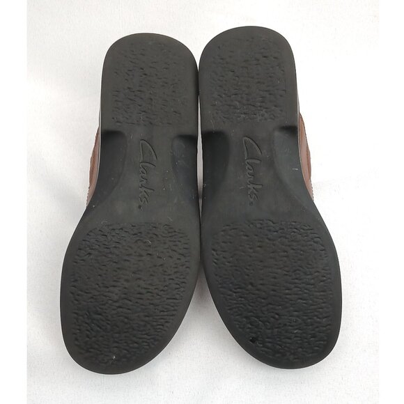 Collection by Clarks Brown Soft Cushion Slip On Clogs Size 7.5 WIDE WIDTH - Picture 8 of 9
